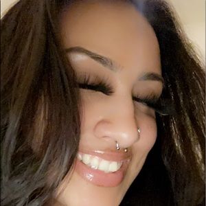 Meet your Posher, Virginia